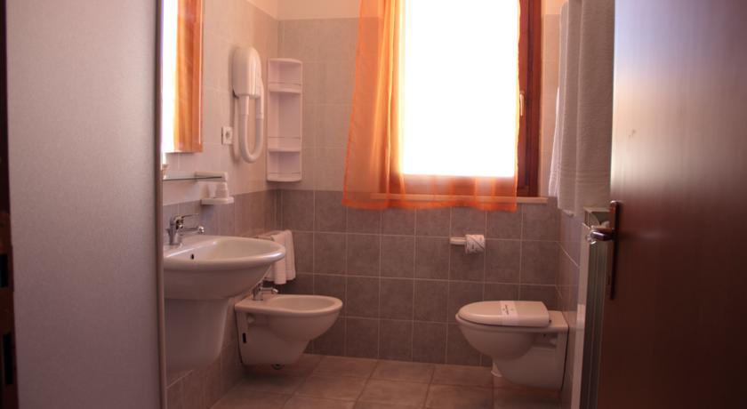 Residence Talamone Il Poderino Szoba fotó
