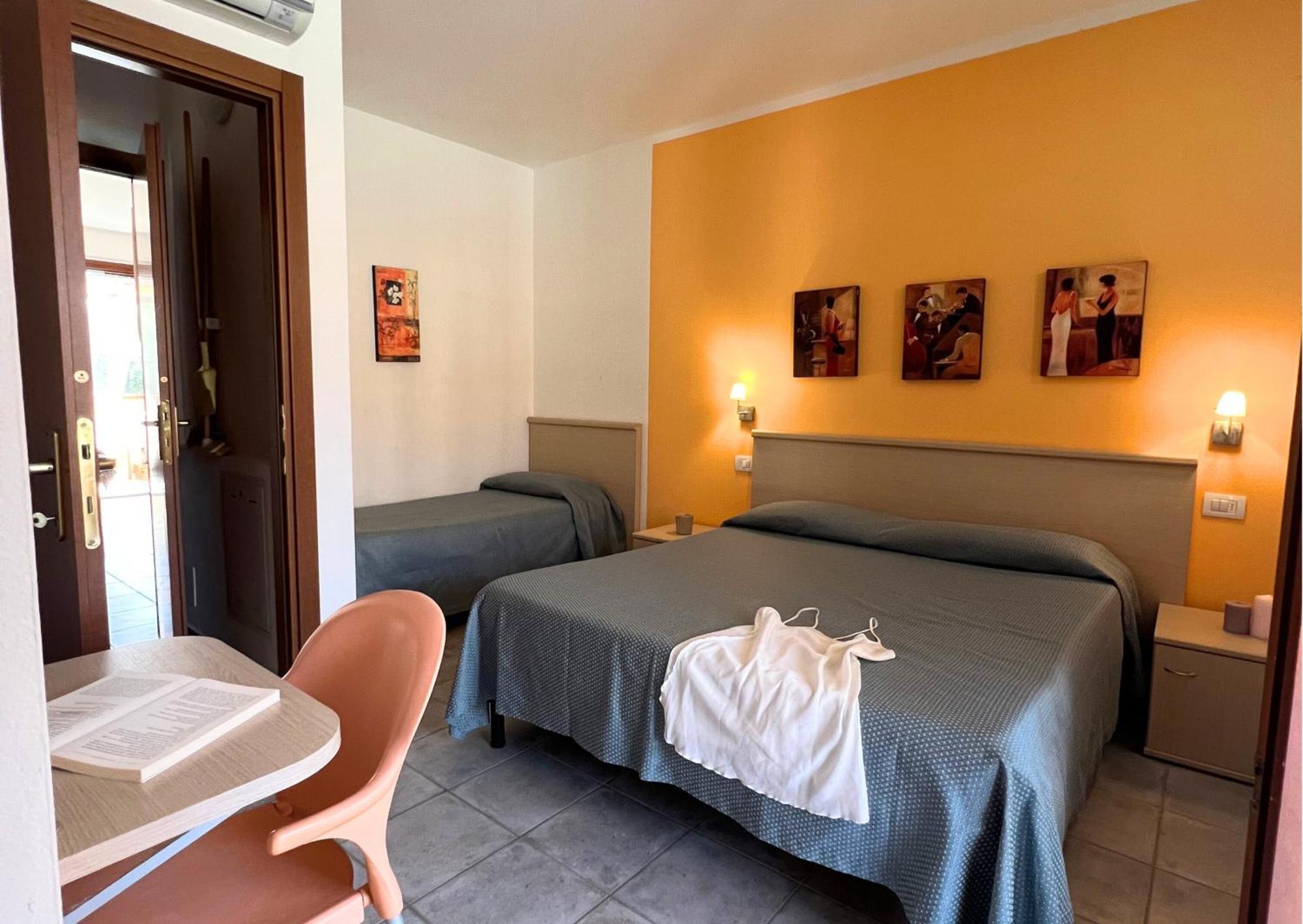 Residence Talamone Il Poderino Kültér fotó