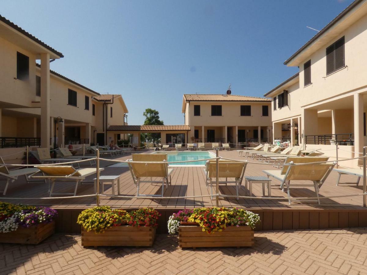 Residence Talamone Il Poderino Kültér fotó